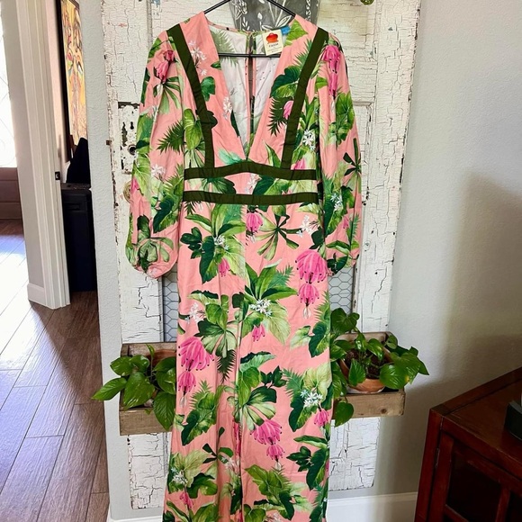 ☆Farm x Anthropologie Pink & Green Floral Print Deep-V Jumpsuit☆ - Picture 4 of 4